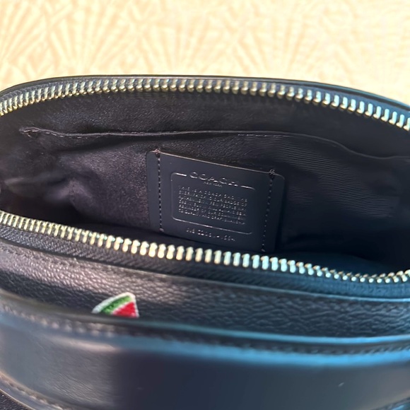 4pc Coach Watermelon Set 🍉 Crossbody Bag, Flops, Cosmetic Bag & Keyfob Rare - Picture 14 of 17